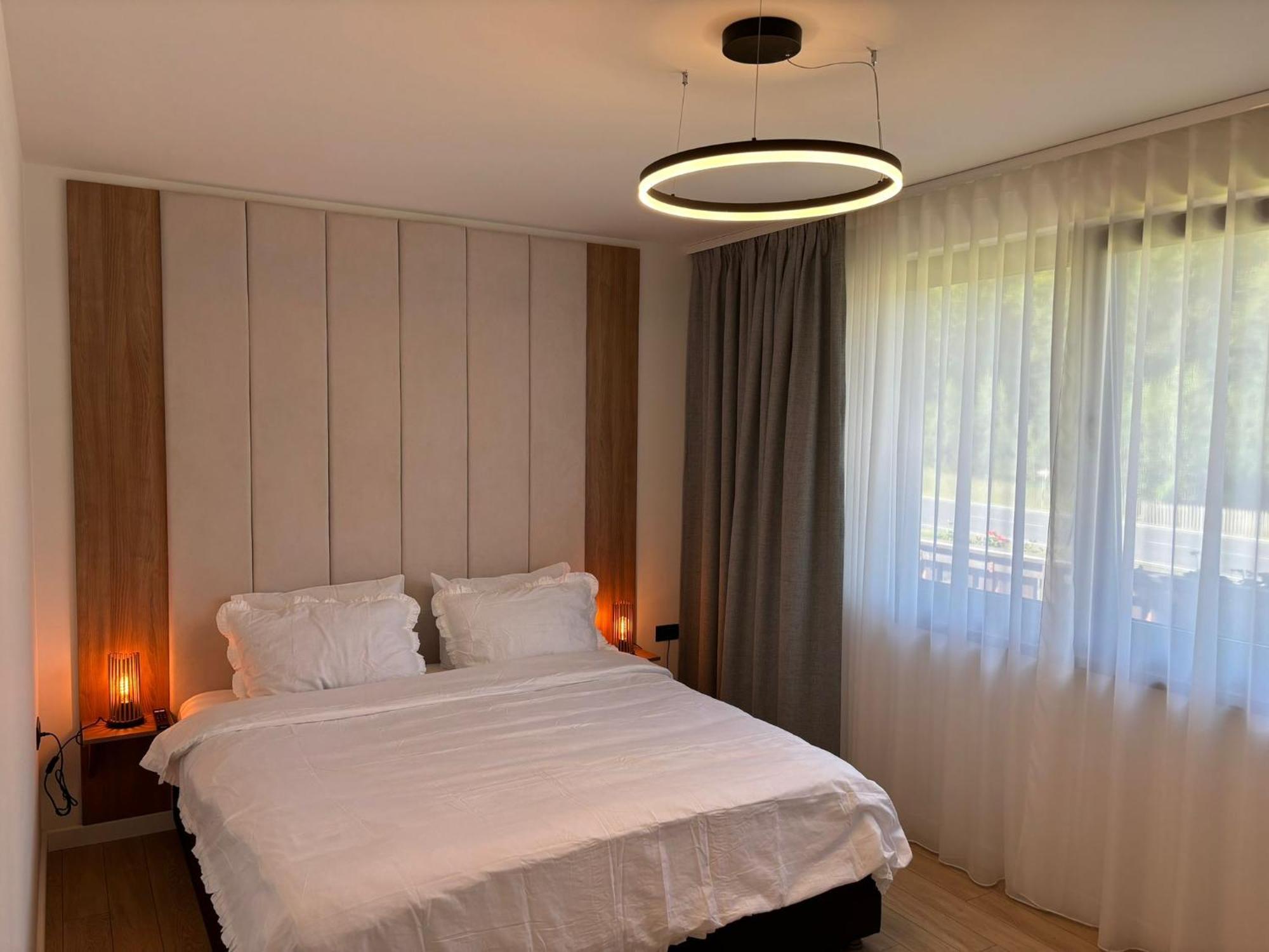 Albert Residence Aparthotel Grand Chalet With Free Spa Access To Alpin Resort โปยานาบราซอฟ ภายนอก รูปภาพ