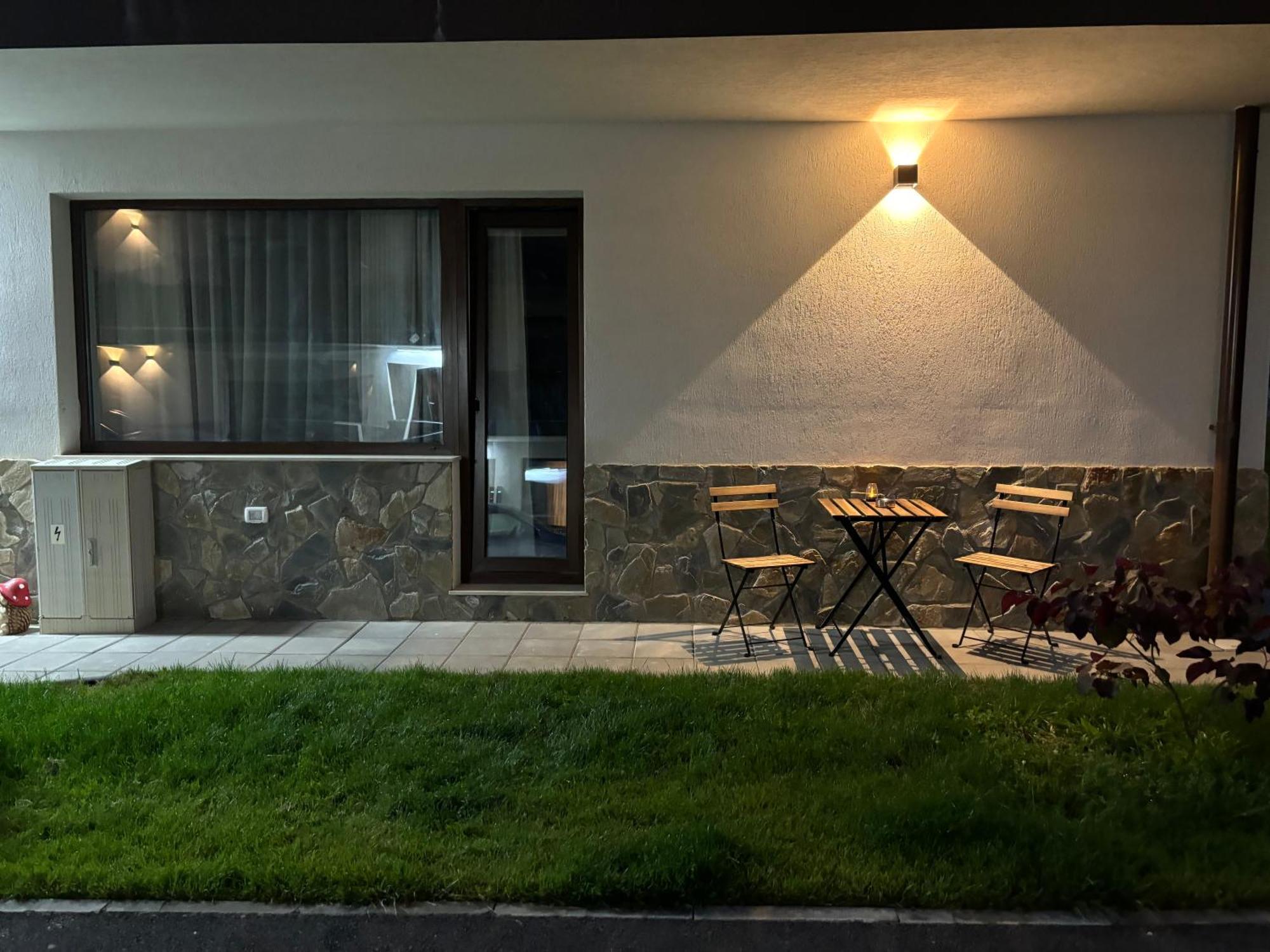 Albert Residence Aparthotel Grand Chalet With Free Spa Access To Alpin Resort โปยานาบราซอฟ ภายนอก รูปภาพ