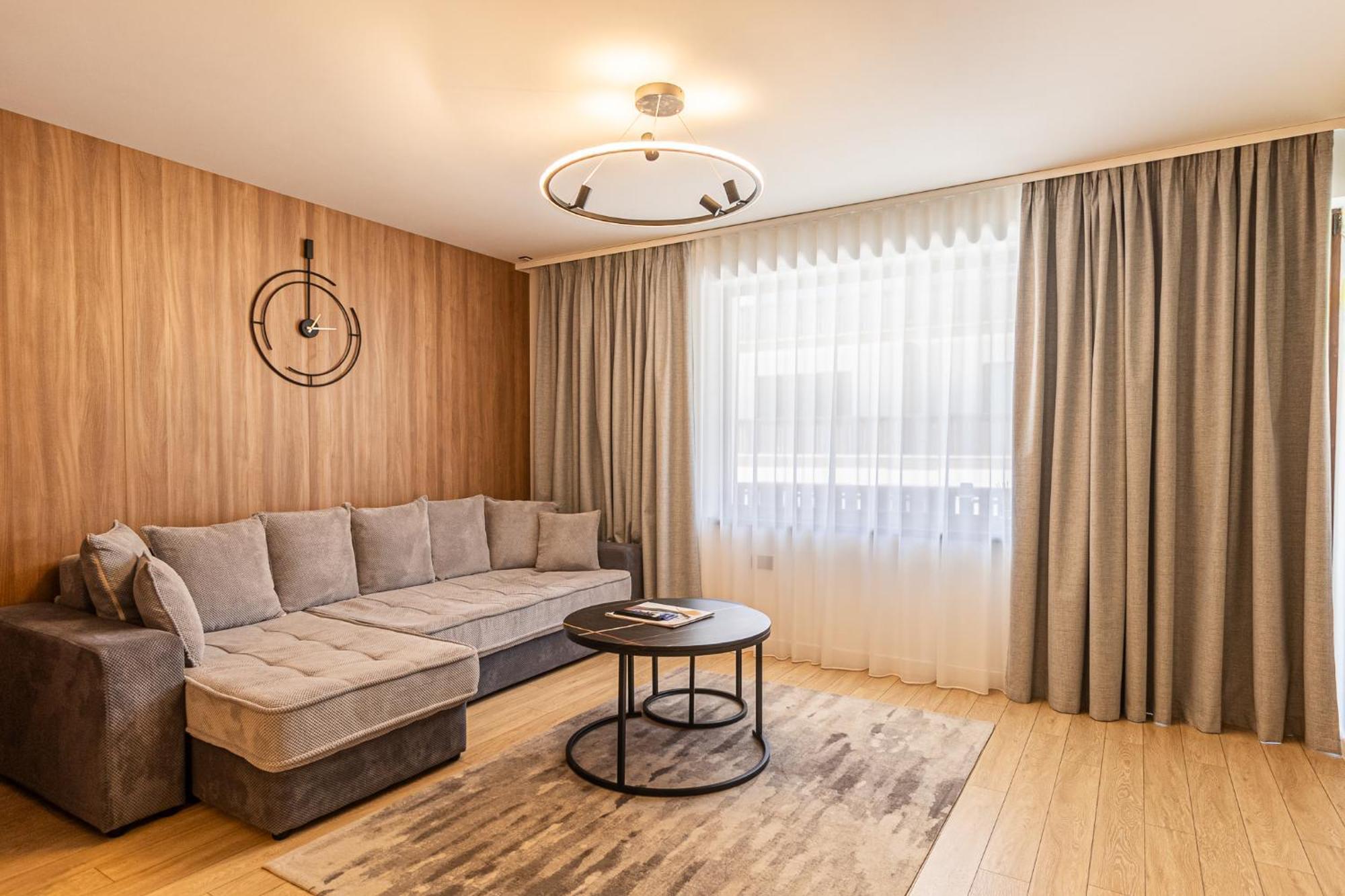 Albert Residence Aparthotel Grand Chalet With Free Spa Access To Alpin Resort โปยานาบราซอฟ ภายนอก รูปภาพ